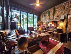 1 Canberra (D27), Condominium #615436791